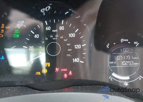 2018 Honda Hr-V Lx z USA, uszkodzony, nr VIN 3CZRU6H36JM707108